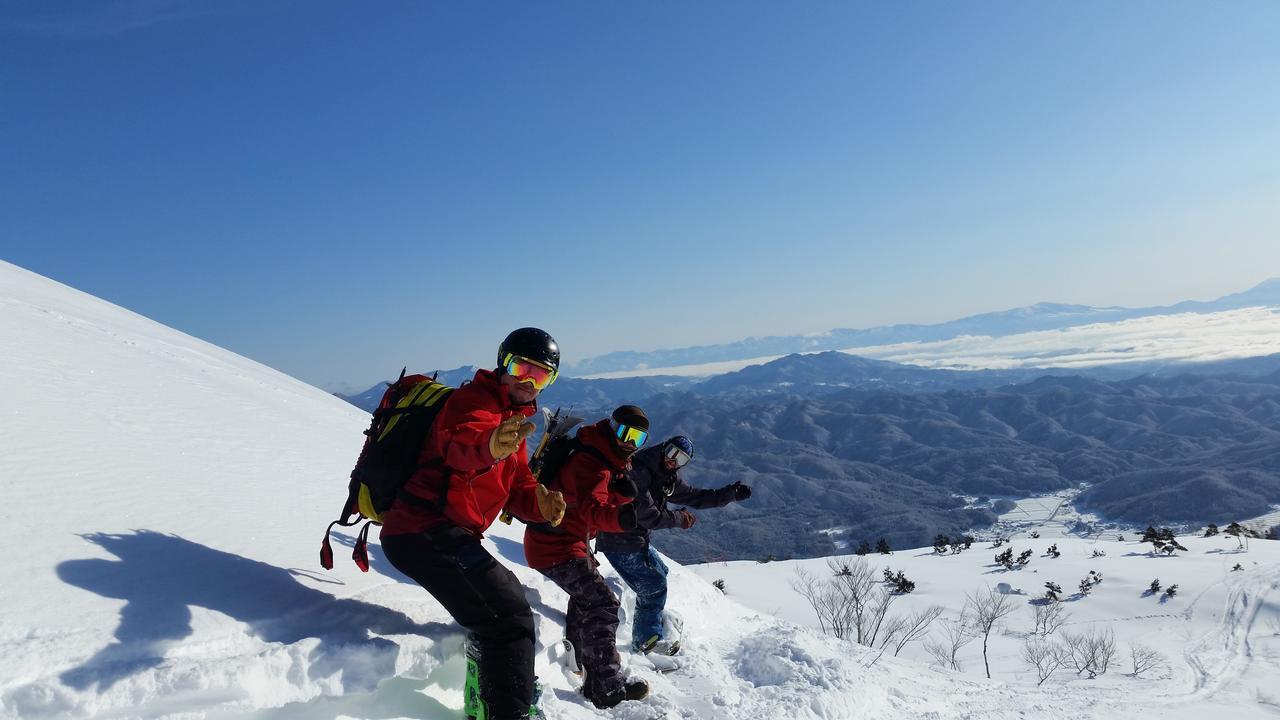 Little Alaskan Guest House Hakuba Exterior photo